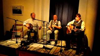 Chansons grecques de la tradition rebetiko en Français, Néerlandais et Grec avec le groupe KOSMOKRATORS