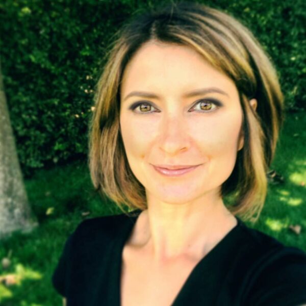 Interview avec l'auteure Monica Tonea